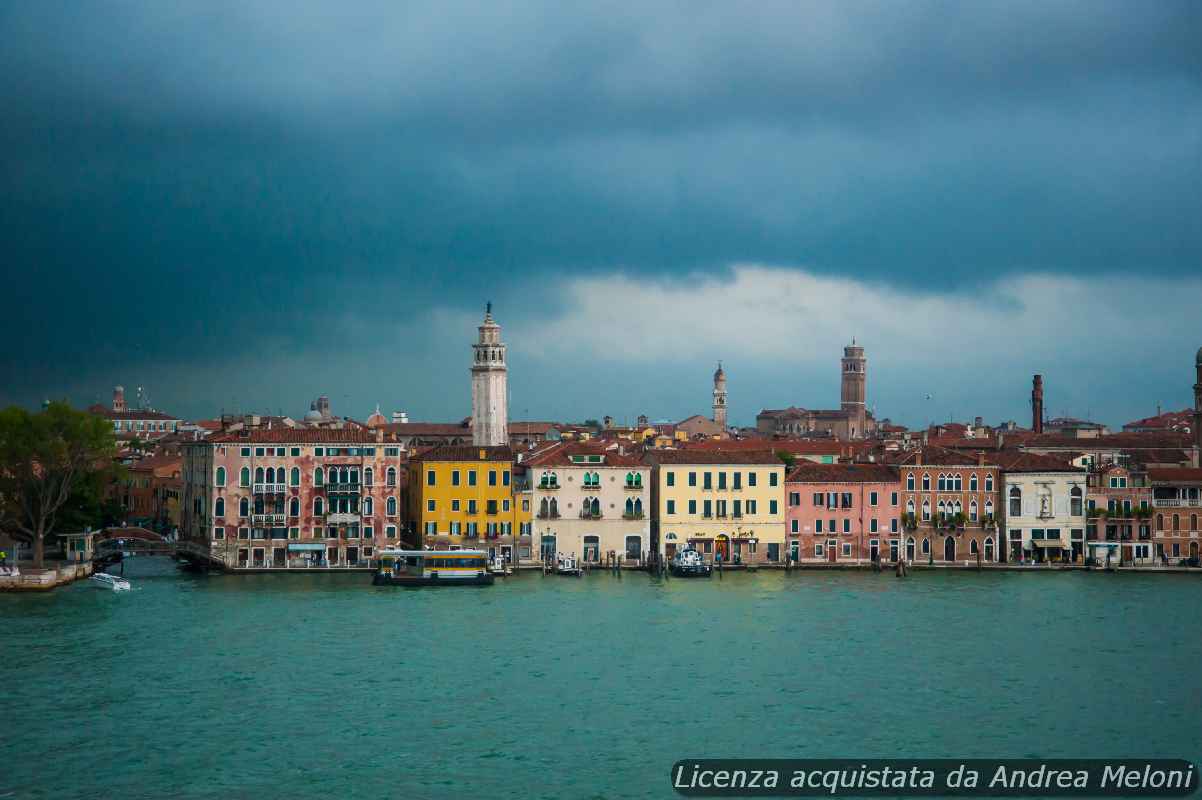 Previsione meteo Venezia: domani nuvole e pioggia, ma poi si schiarisce