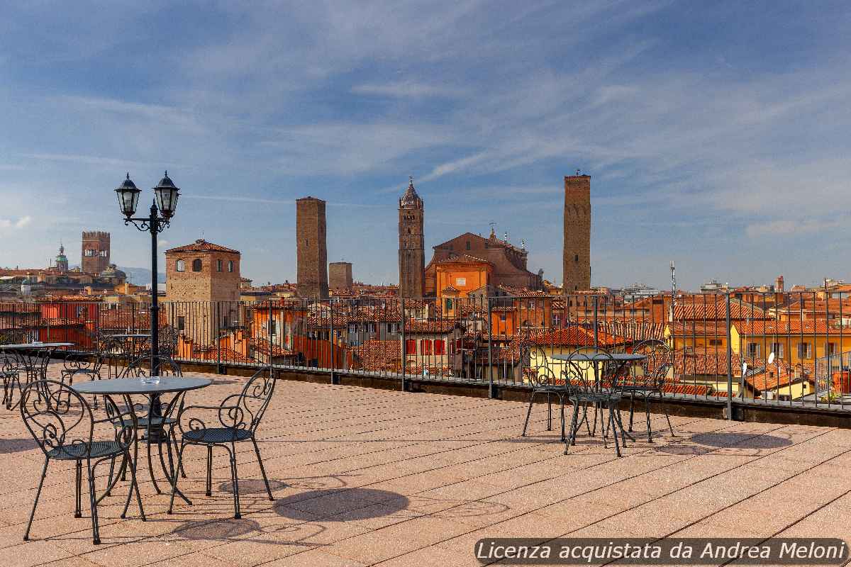 Previsione meteo Bologna: nuvole e pioggia in arrivo, ma il sole tornerà presto