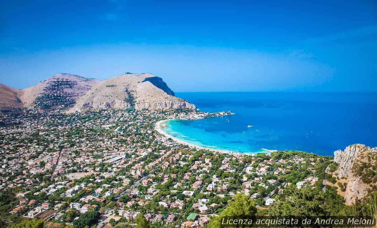 Previsione meteo Palermo: giornate ventose con schiarite e nubi sparse in arrivo