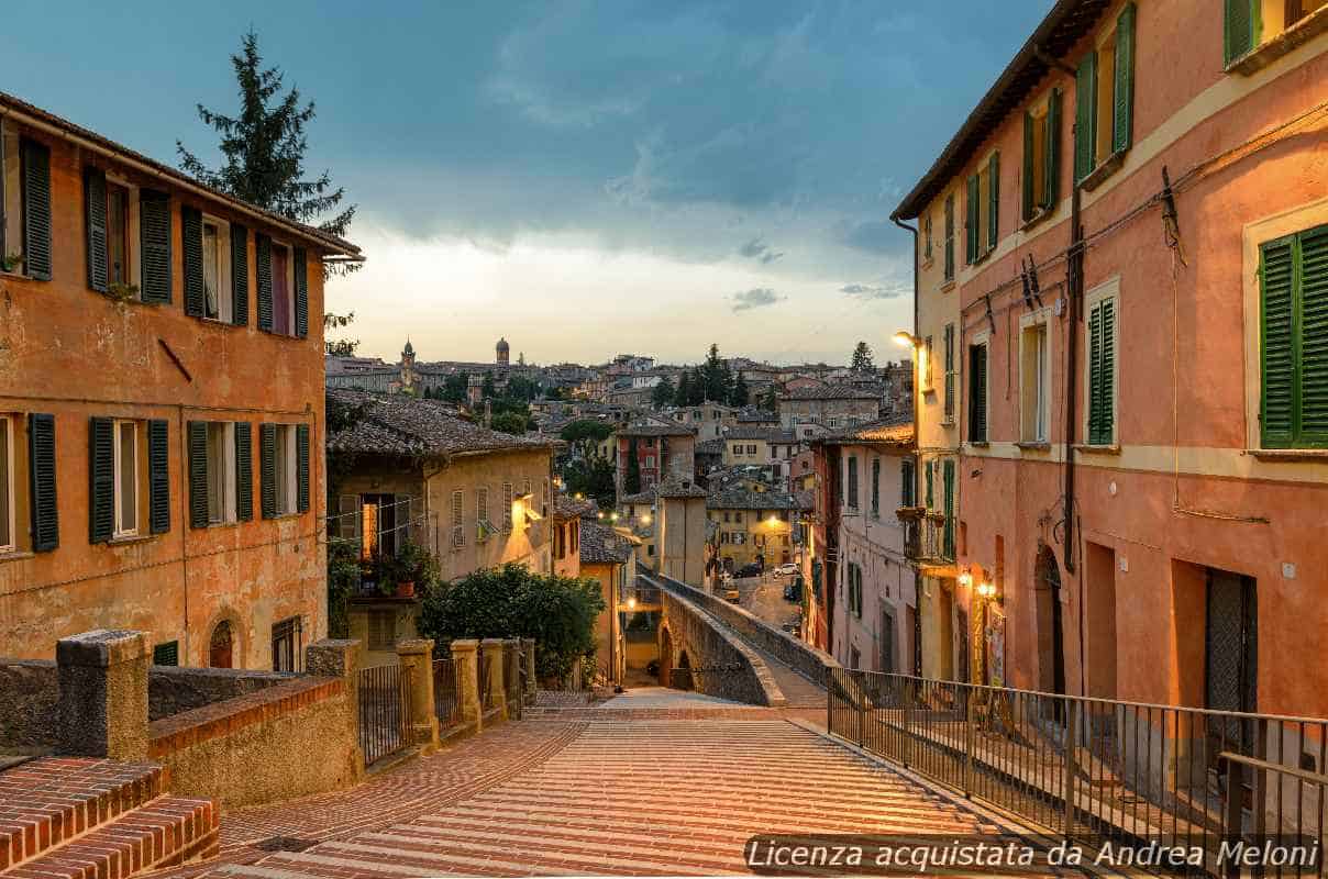 Previsione meteo Perugia: oggi piovaschi, poi schiarite in arrivo