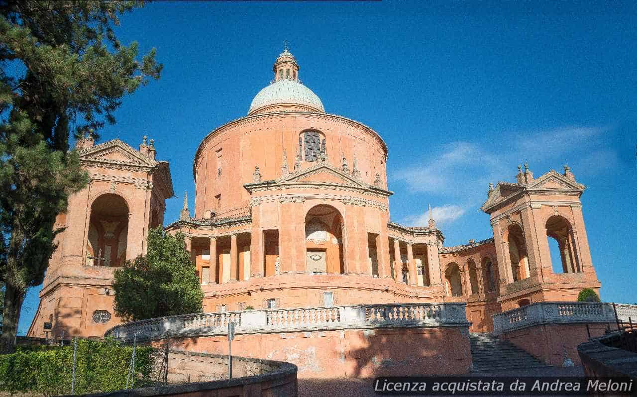 Meteo Bologna: oggi cielo limpido, domani lieve nuvolosità in arrivo