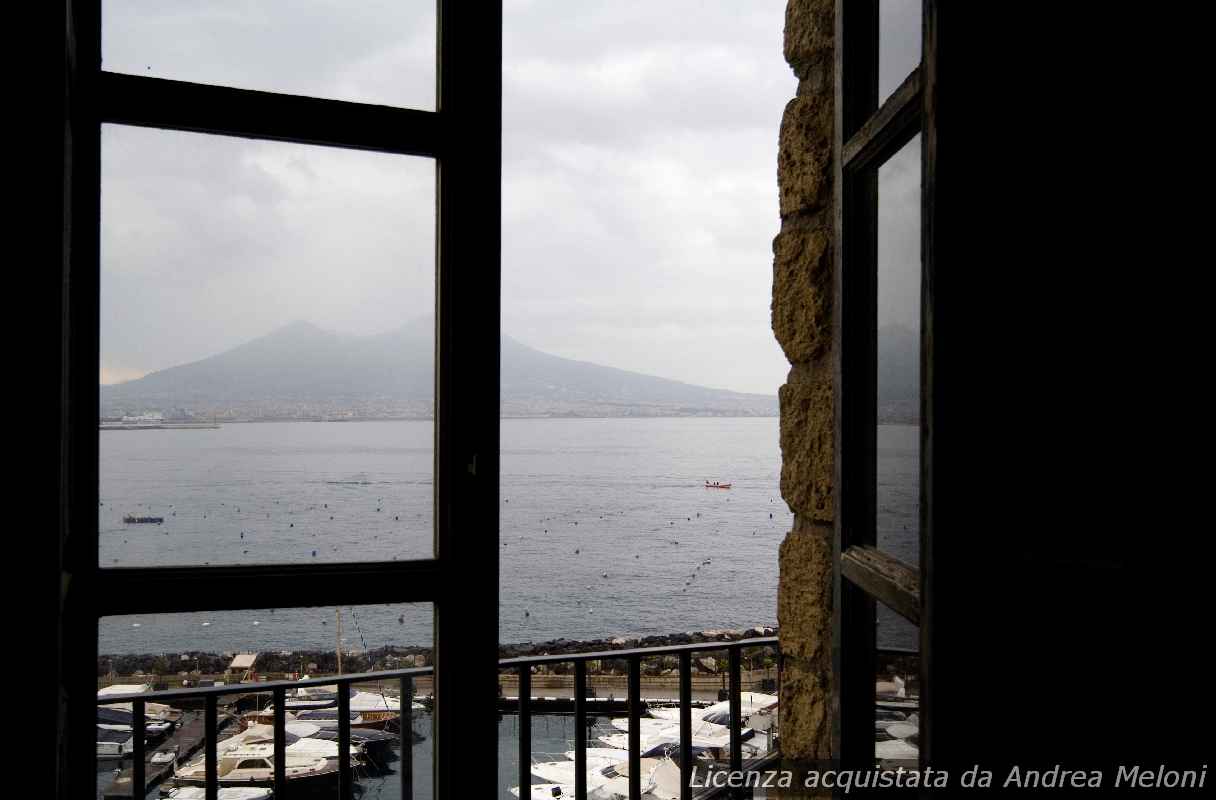 Previsioni meteo Napoli: oggi poco nuvoloso, poi stabile e soleggiato
