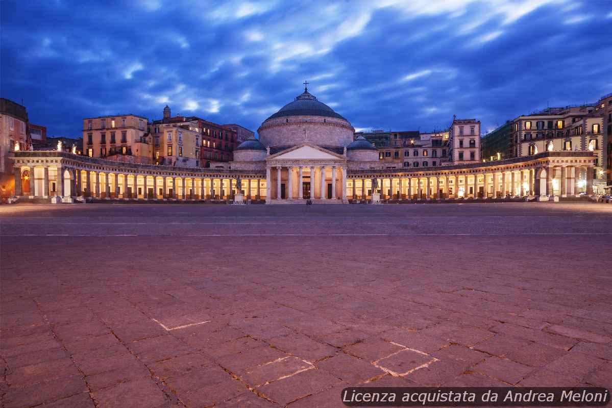 Meteo Napoli domani poco nuvoloso, poi molto nuvoloso con pioggia