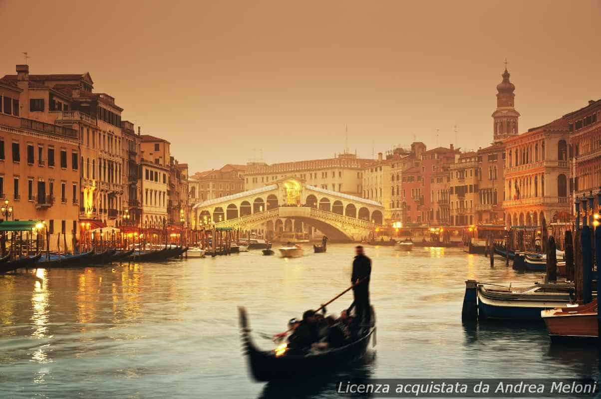 Meteo Venezia oggi poco nuvoloso, poi molto nuvoloso con pioggia, ventoso
