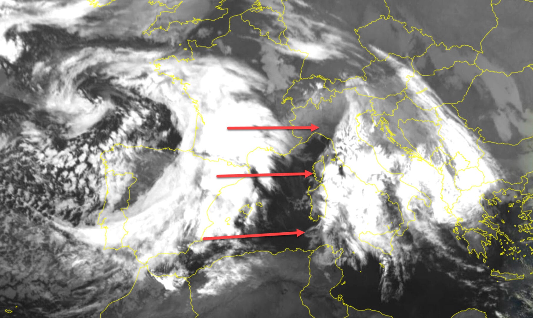 Meteo: inizia il weekend con ancora maltempo. Arriva forte perturbazione