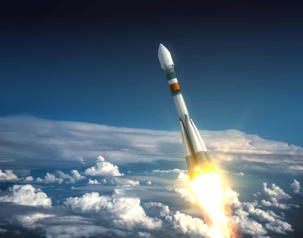 SpaceX raggiunge traguardo storico lanciando il più grande razzo nello spazio