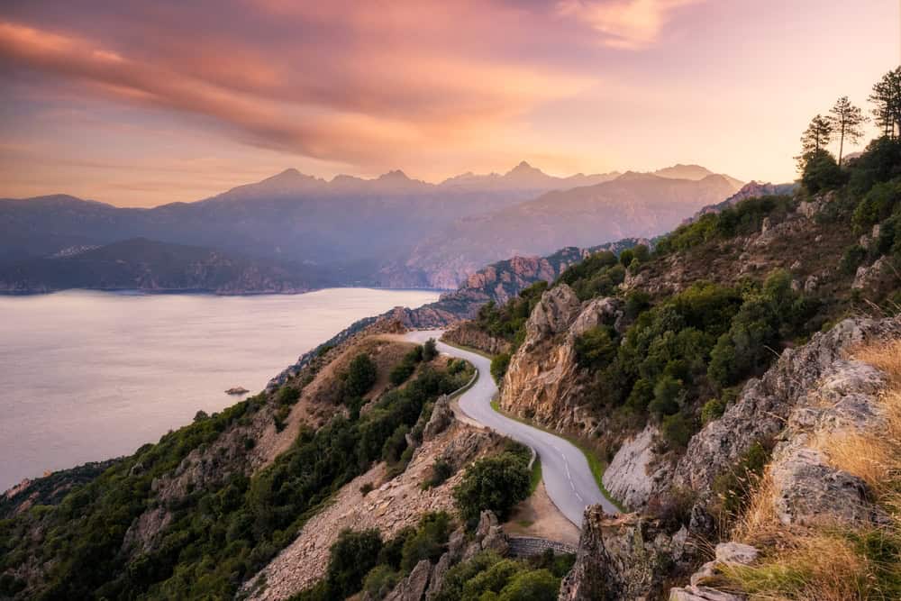 Scoprire la Corsica: un viaggio tra le meraviglie naturali e le avventure dell’isola mediterranea