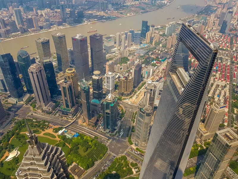 Shanghai Tower: nel secondo grattacielo più alto di Shanghai. I più altri grattacieli del Mondo. Video