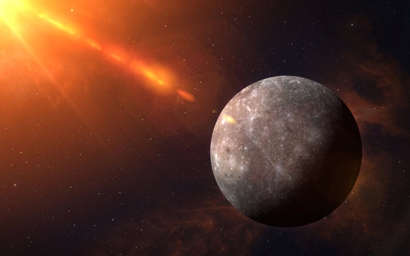 Eruzione massiva del sole lancia plasma nello spazio verso Mercurio