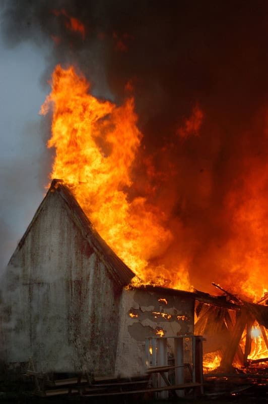 L’incendio di Roma: Analisi storica e impatti sulla città eterna