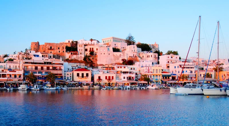 Esplorazione di Naxos, Grecia: sintesi tra miti antichi e paesaggi montuosi