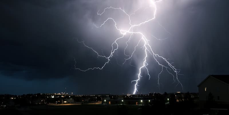 Italia divisa tra freddo e caldo estremo, allerta temporali di Pasqua