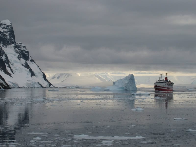 Realtà inquietante: il ghiaccio marino antartico raggiunge livelli quasi storici