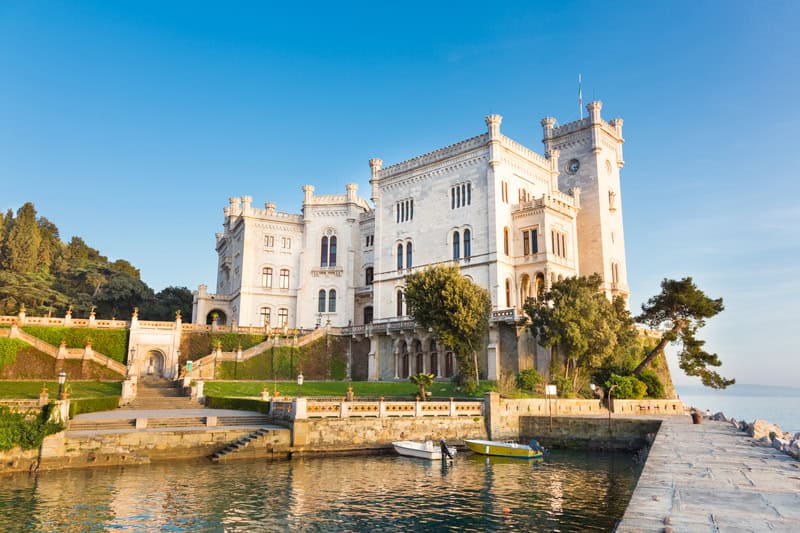 Esplorazione pluriculturale a Trieste: viaggio di approfondimento in un fine settimana al confine