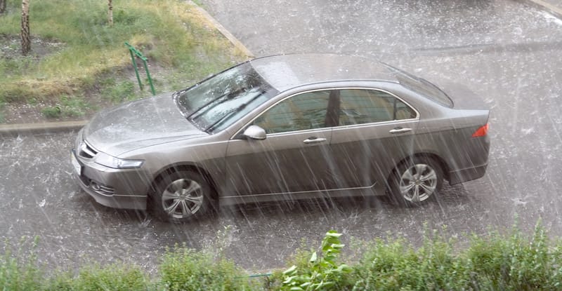 Meteo cronaca: temporali e grandine colpiscono il nord Italia, attesi peggioramenti