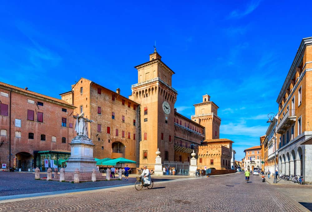 Ferrara, città del Rinascimento: due giorni in bicicletta tra i castelli