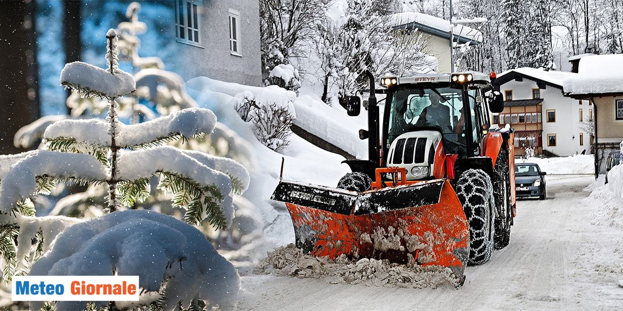Meteo Italia, altra ondata di intenso maltempo, neve a palate sulle Alpi