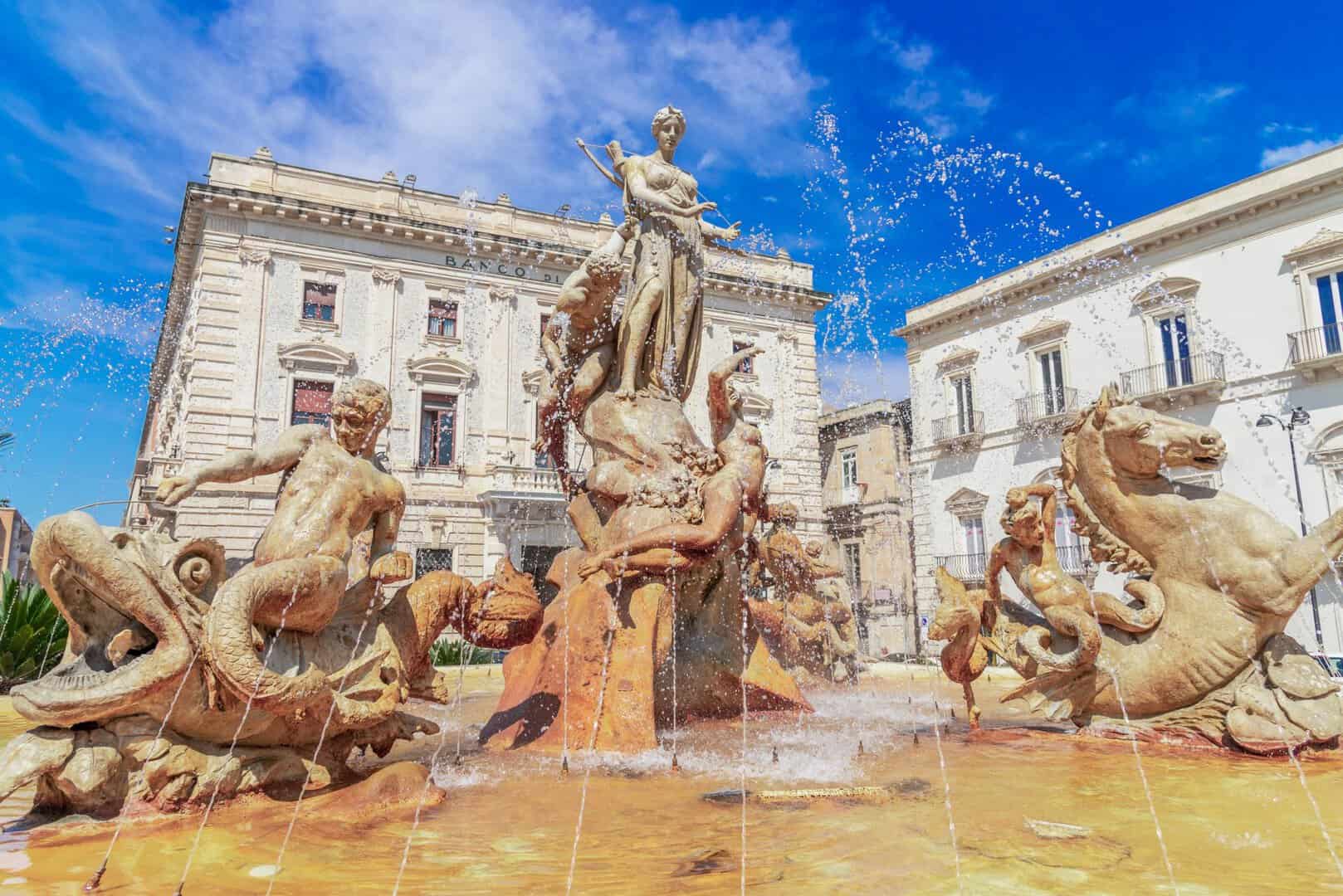 Ortigia, cuore antico di Siracusa: un lungo ⁣weekend immersi ⁤nella ‍storia della Sicilia