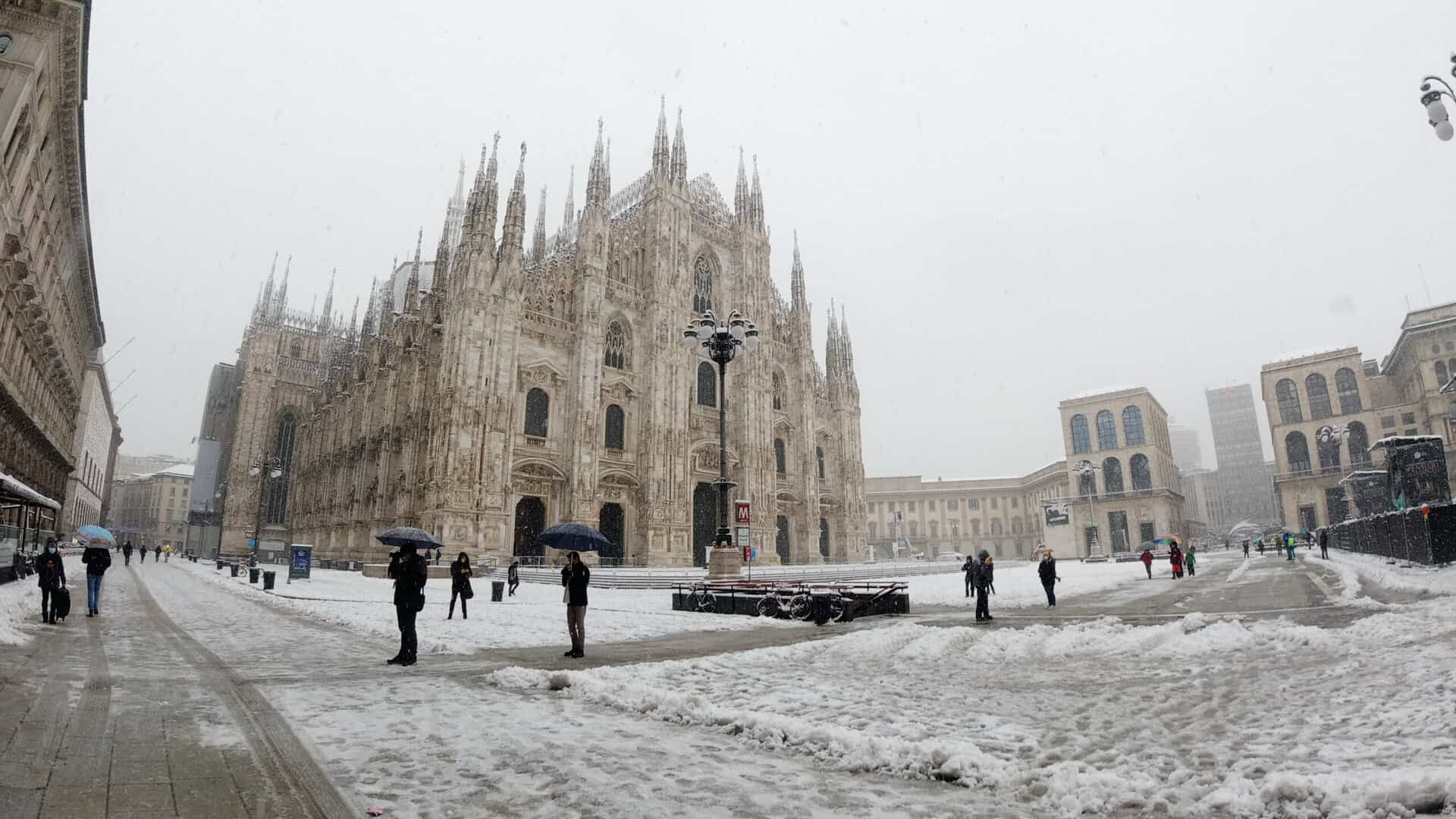 Meteo in Aprile, e la grande neve in Valle Padana, Milano e Torino in testa