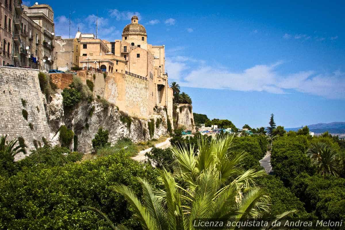 Meteo Cagliari: domani venti forti con schiarite, stabilità in arrivo