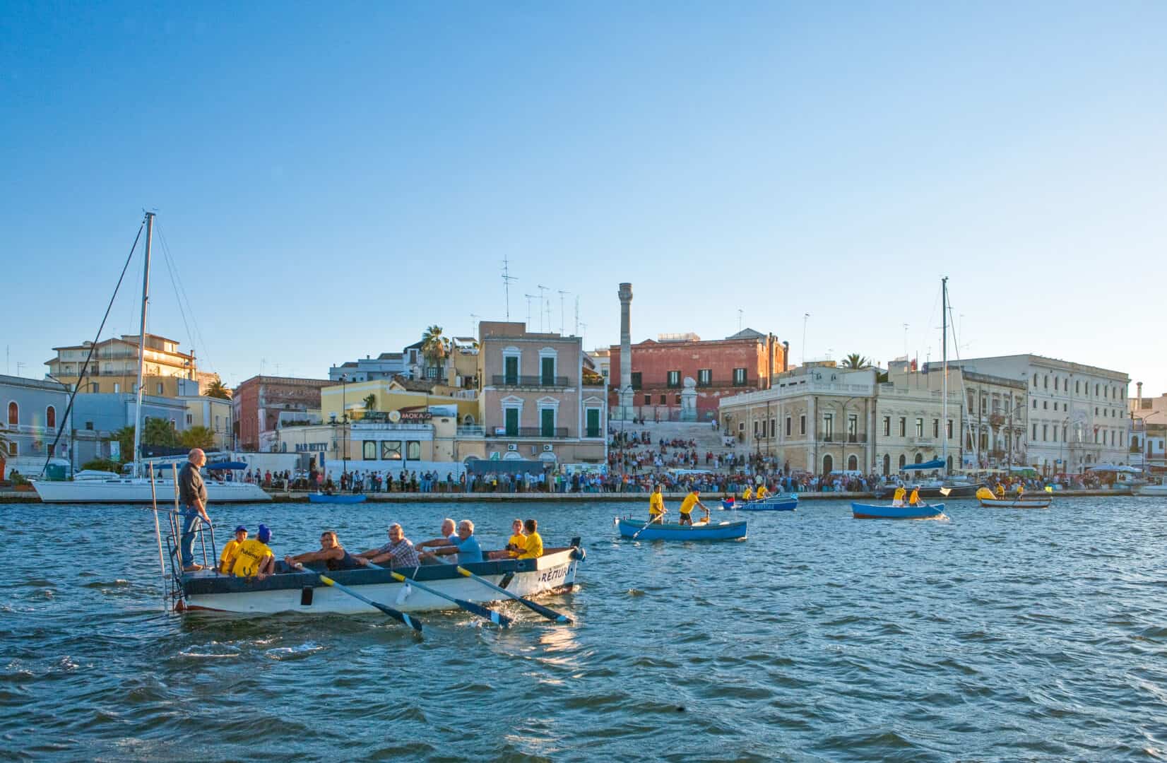 Brindisi porta d'Oriente: due giorni tra mare e storia millenaria