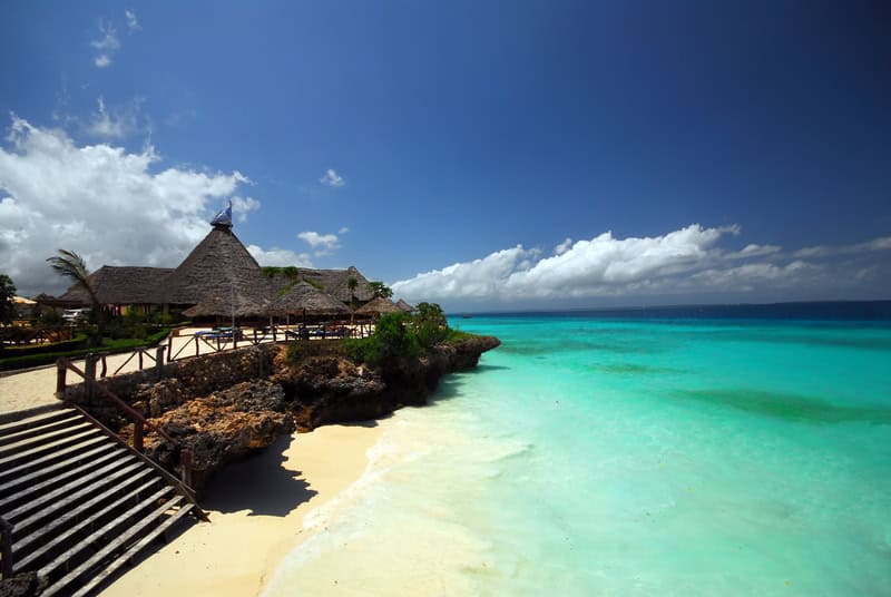 Esplorazione di Zanzibar, Tanzania: Tra Spezie, Storia e Suggestive Spiagge Bianche