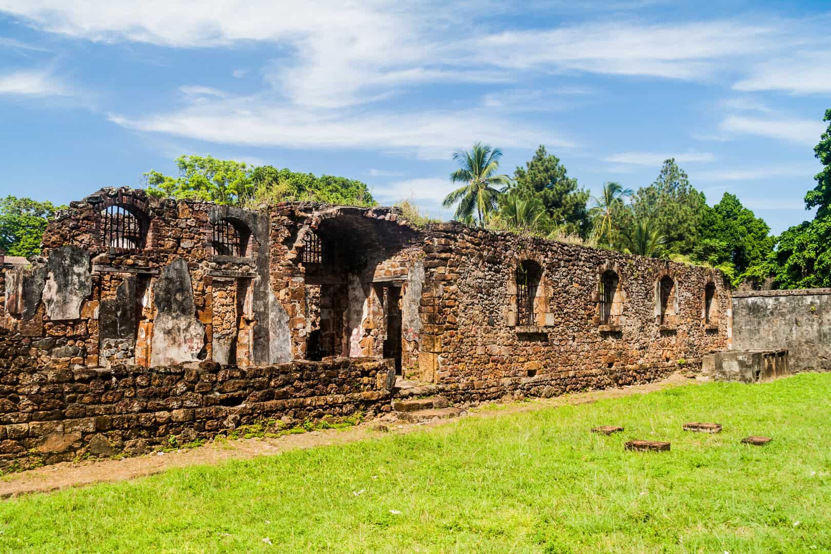 ile royale rovine