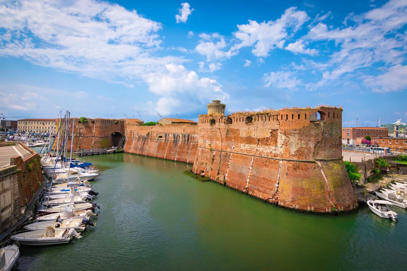 Livorno, la​ Venezia toscana: due giorni tra canali e fortezze