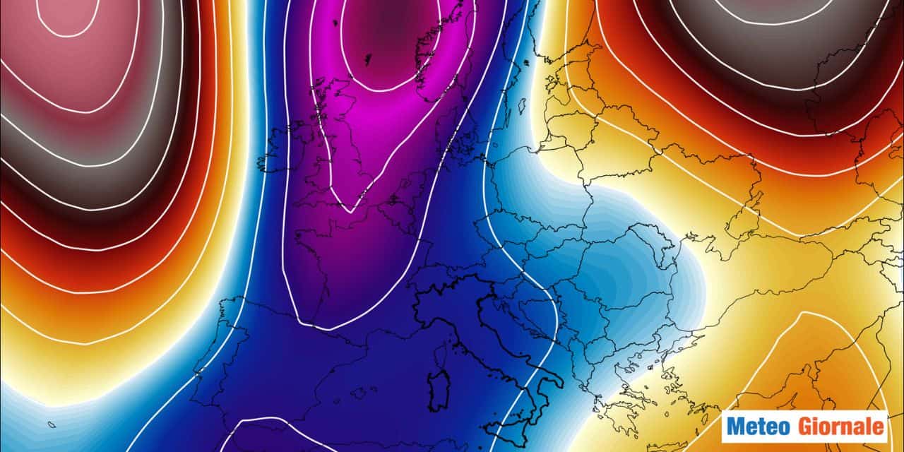 Meteo: maltempo confermato, ma il "molto" peggio arriverà dopo, dettagli, mappe