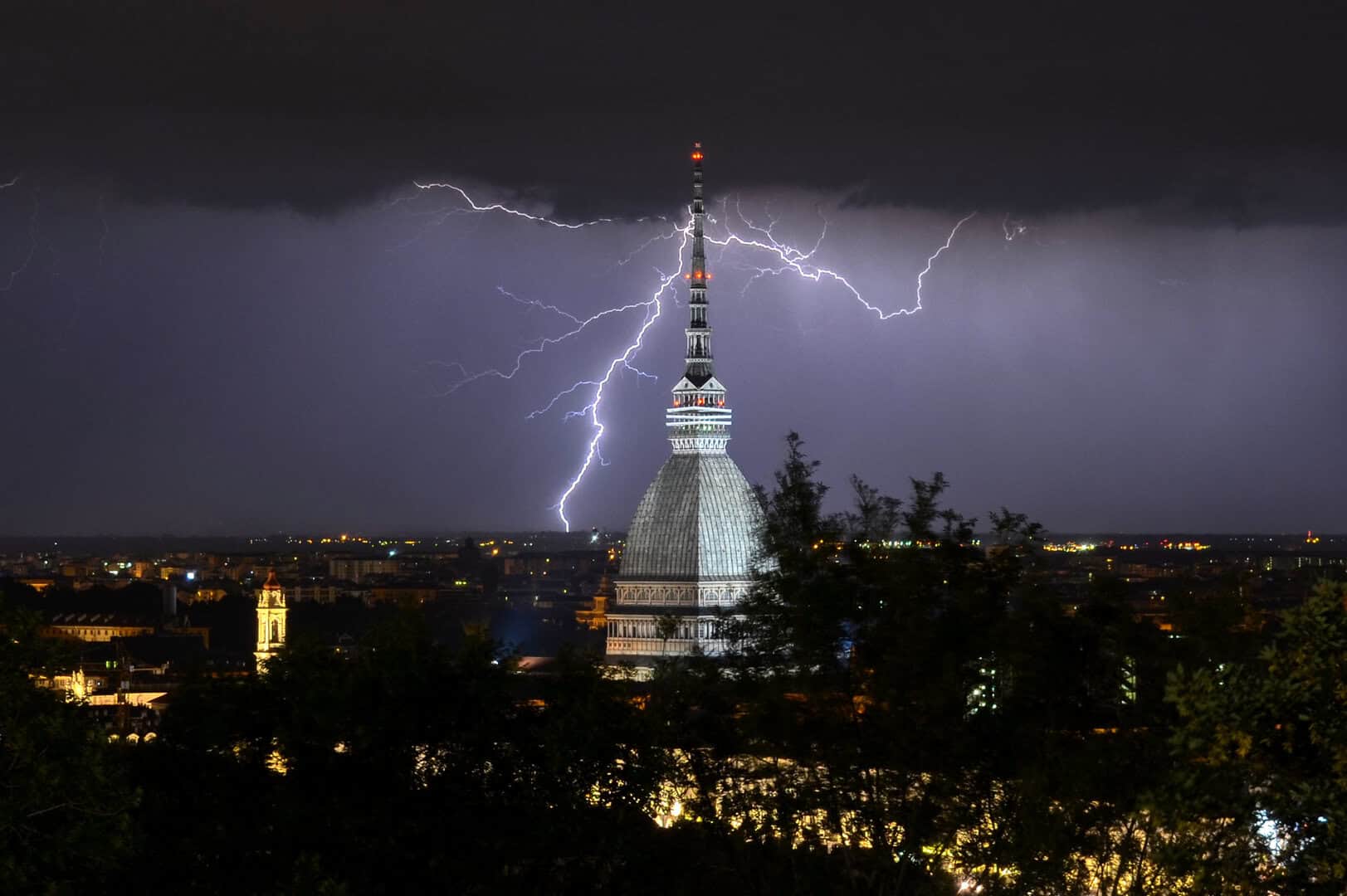 Meteo Torino, dall’Estate all’Autunno. Rischio di grandine. Neve sulle Alpi