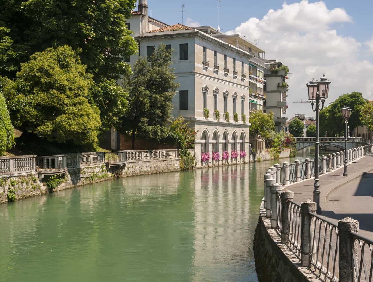 Treviso in un weekend: un viaggio di scoperta tra le antiche mura e i pittoreschi canali