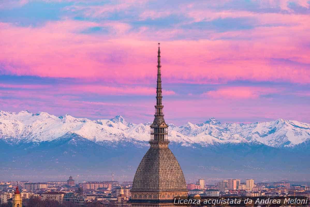 Meteo Torino: Nuvolosità e Piogge Seguite da Temporali Imminenti