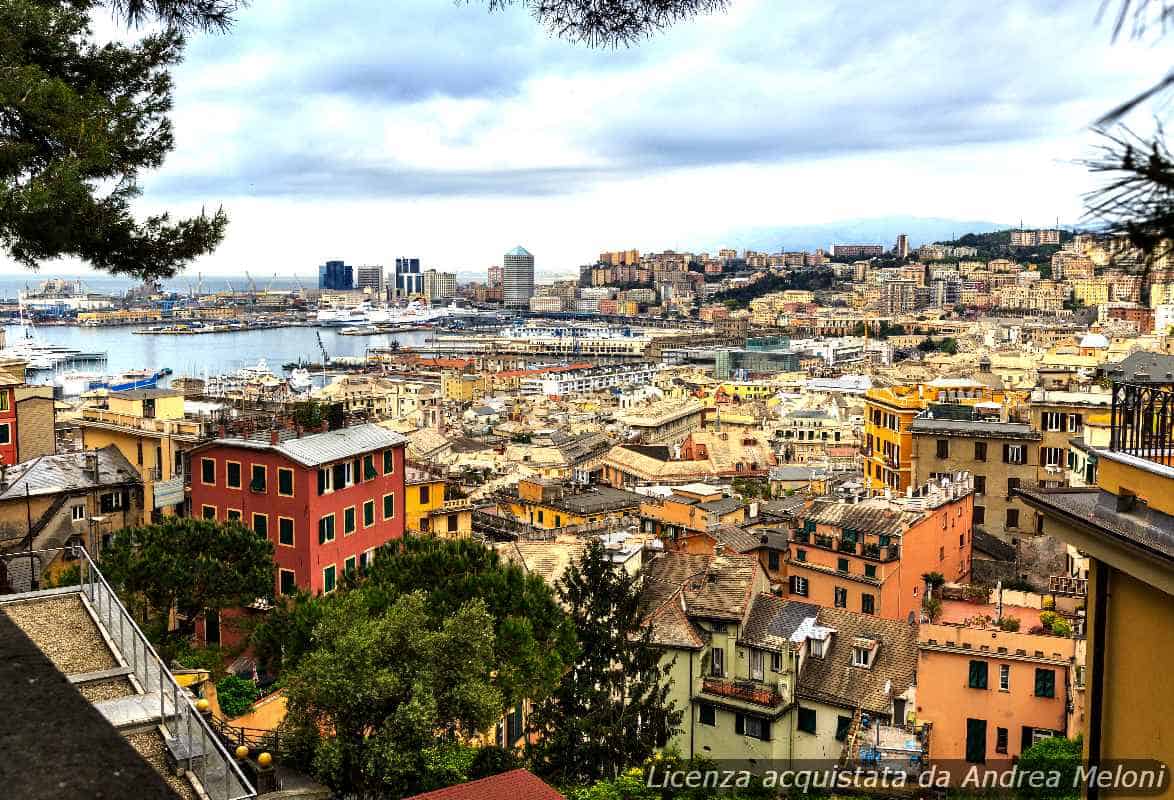 Meteo Genova: Nubi Sparse e Vento, Seguiranno Altre Nubi Sparse