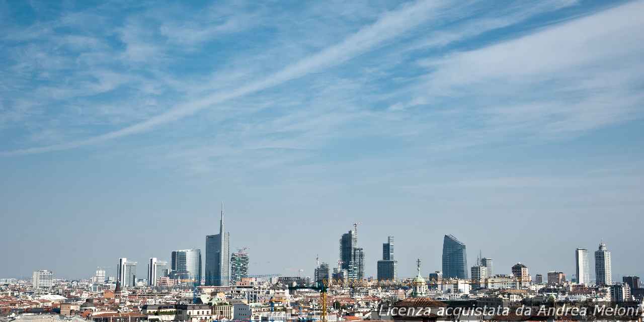 Previsione meteo Milano: oggi nuvoloso con rovesci, domani temporali