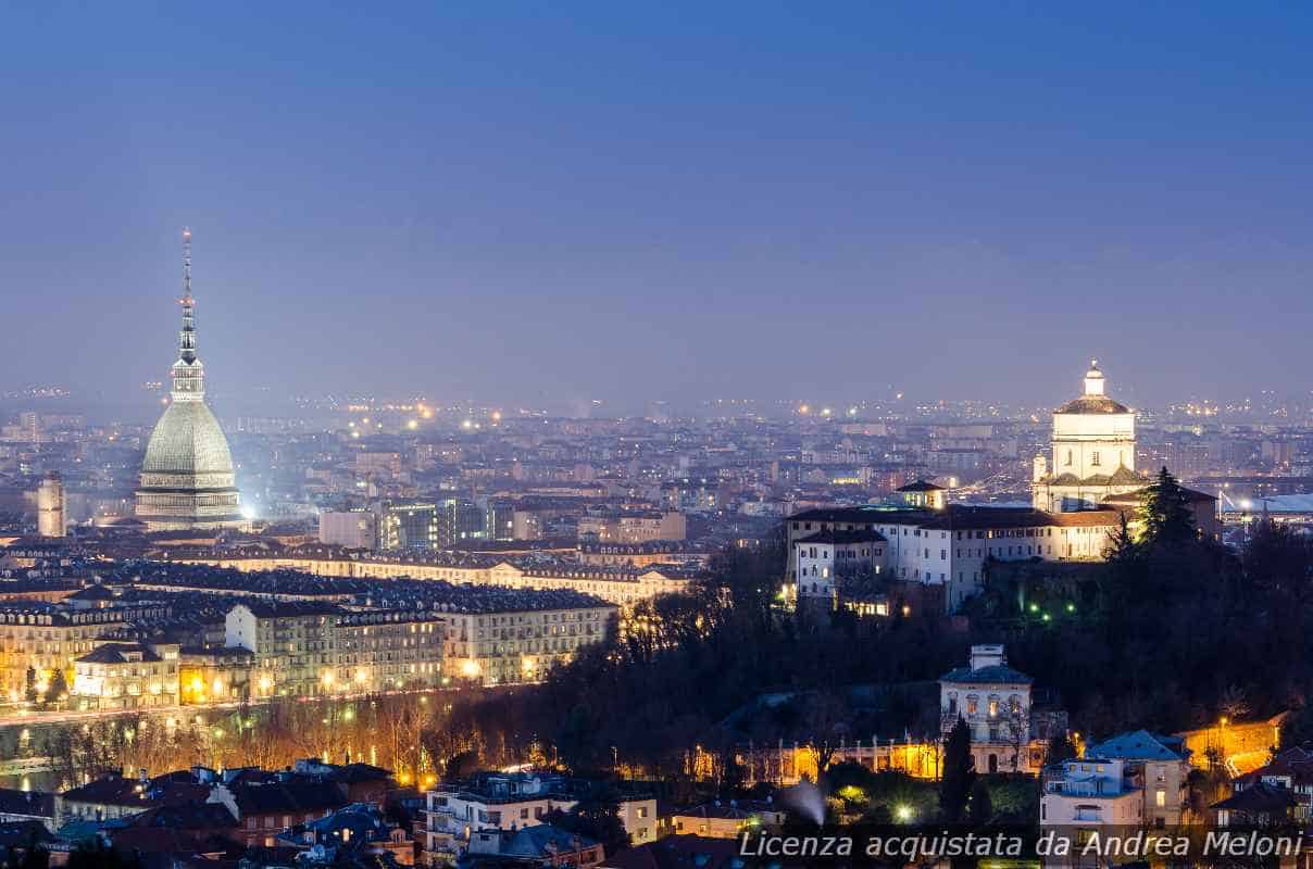 Meteo Torino: oggi nuvole sparse, domani cielo sereno