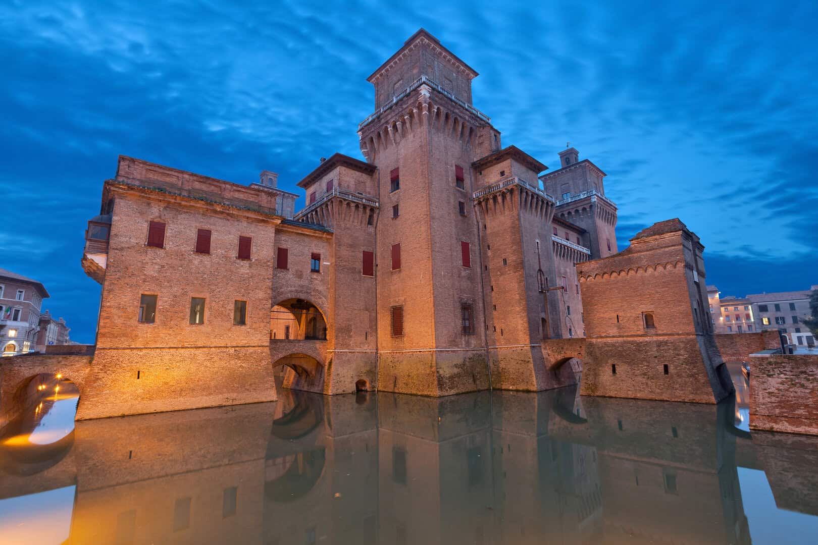 Turismo a Ferrara: un weekend di immersione nel Rinascimento tra castelli e percorsi in bicicletta