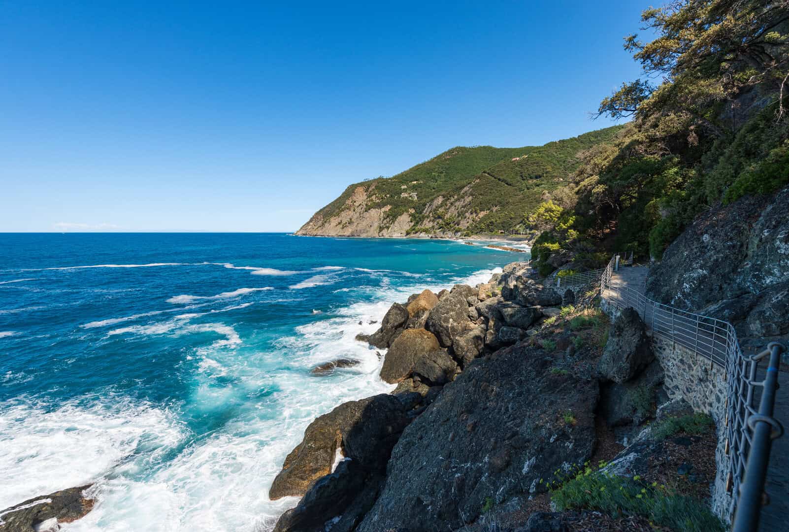 Turismo dolce: trekking da Levanto a Framura, tra i panorami incantevoli della Riviera Ligure