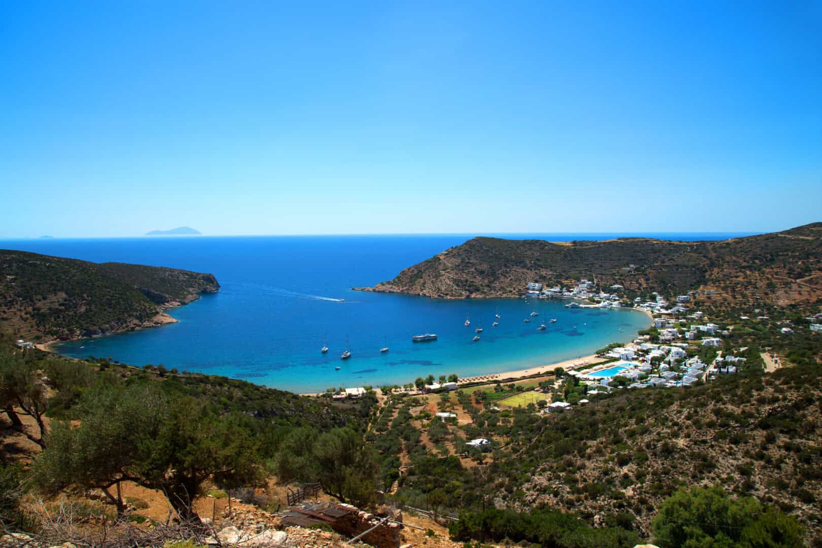 Turismo a Sifno: alla scoperta delle spiagge e delle tradizioni gatronomiche della Grecia più autentica