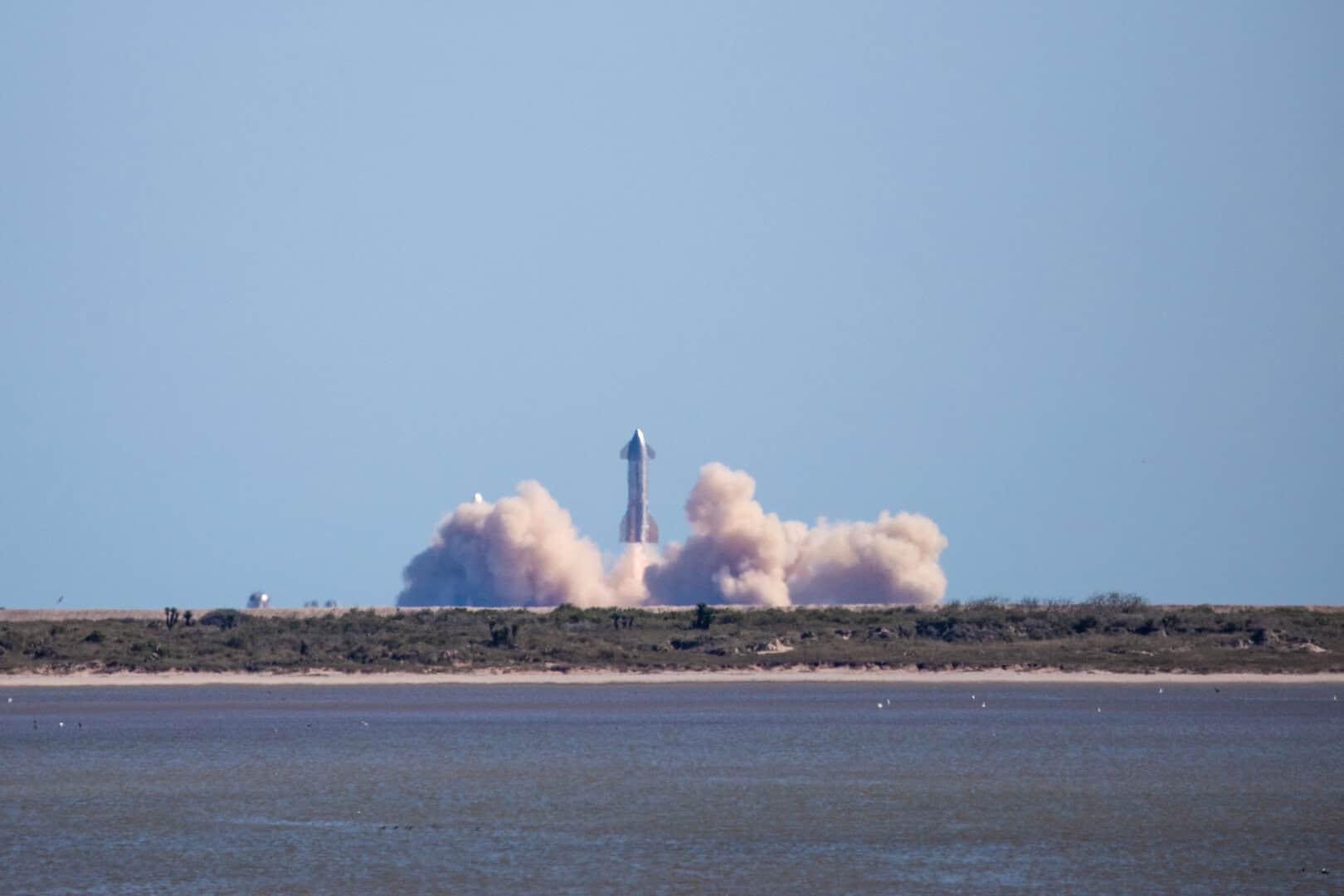 Il prossimo lancio della Starship di SpaceX avverrà tra circa 3-5 settimane: parola di Elon Musk