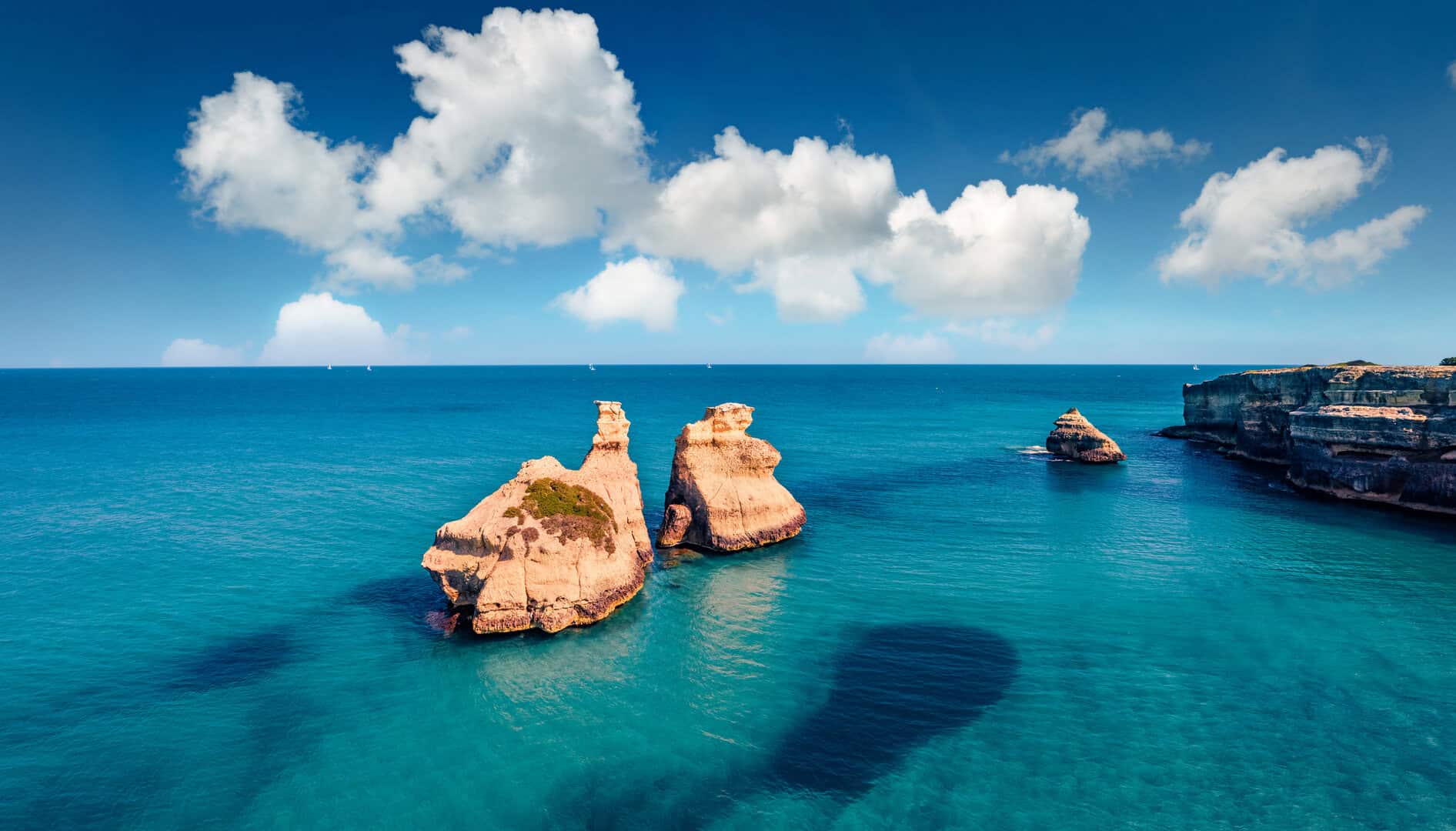 Le migliori dieci coste pugliesi: scopri dove trascorrere le tue vacanze marine, dal Salento al Gargano