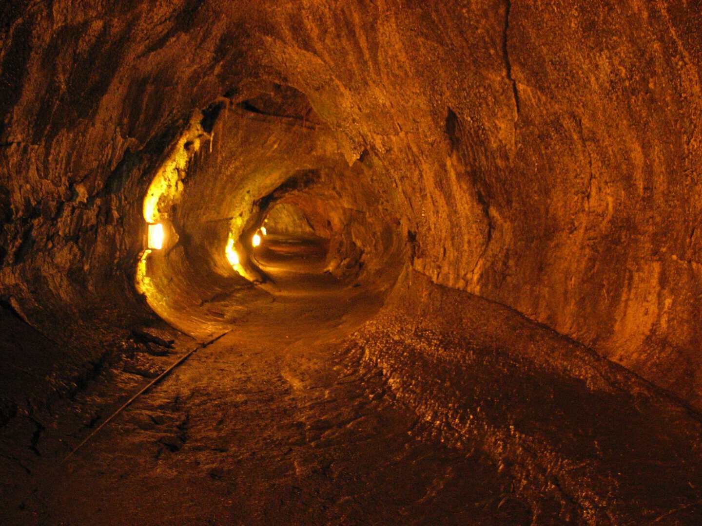 Proteggersi dalle temperature estreme: come gli antichi sfruttavano le gallerie di lava