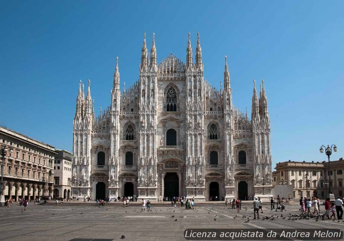 Meteo Milano: Nubi e Piovaschi Domani, Schiarite Successive