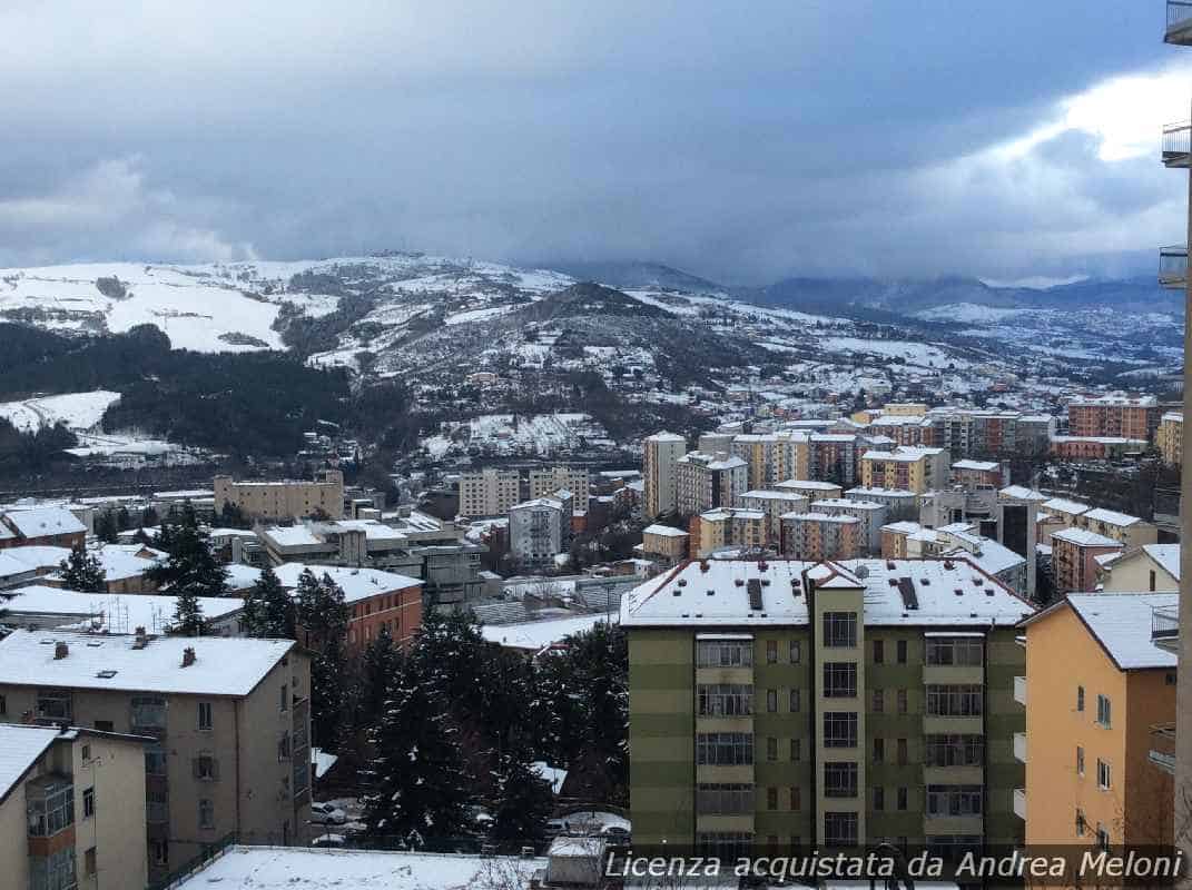 Meteo Potenza: Domani quasi sereno con vento, tendenza stabile nei giorni successivi