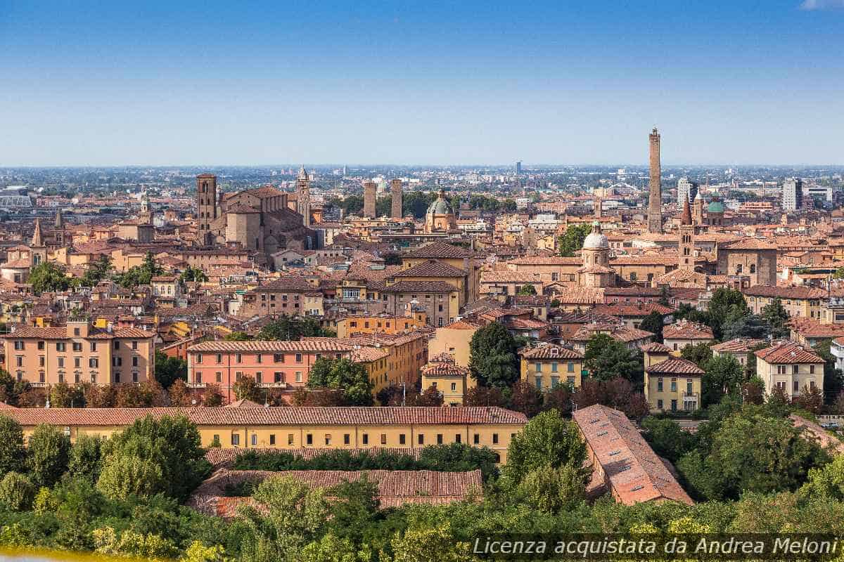 Meteo Bologna: domani poco nuvoloso, seguito da giornate prevalentemente serene