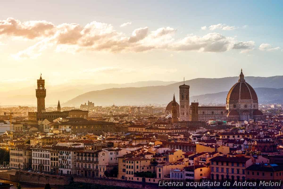 Meteo Firenze: domani poco nuvoloso e ventoso, migliora nel pomeriggio