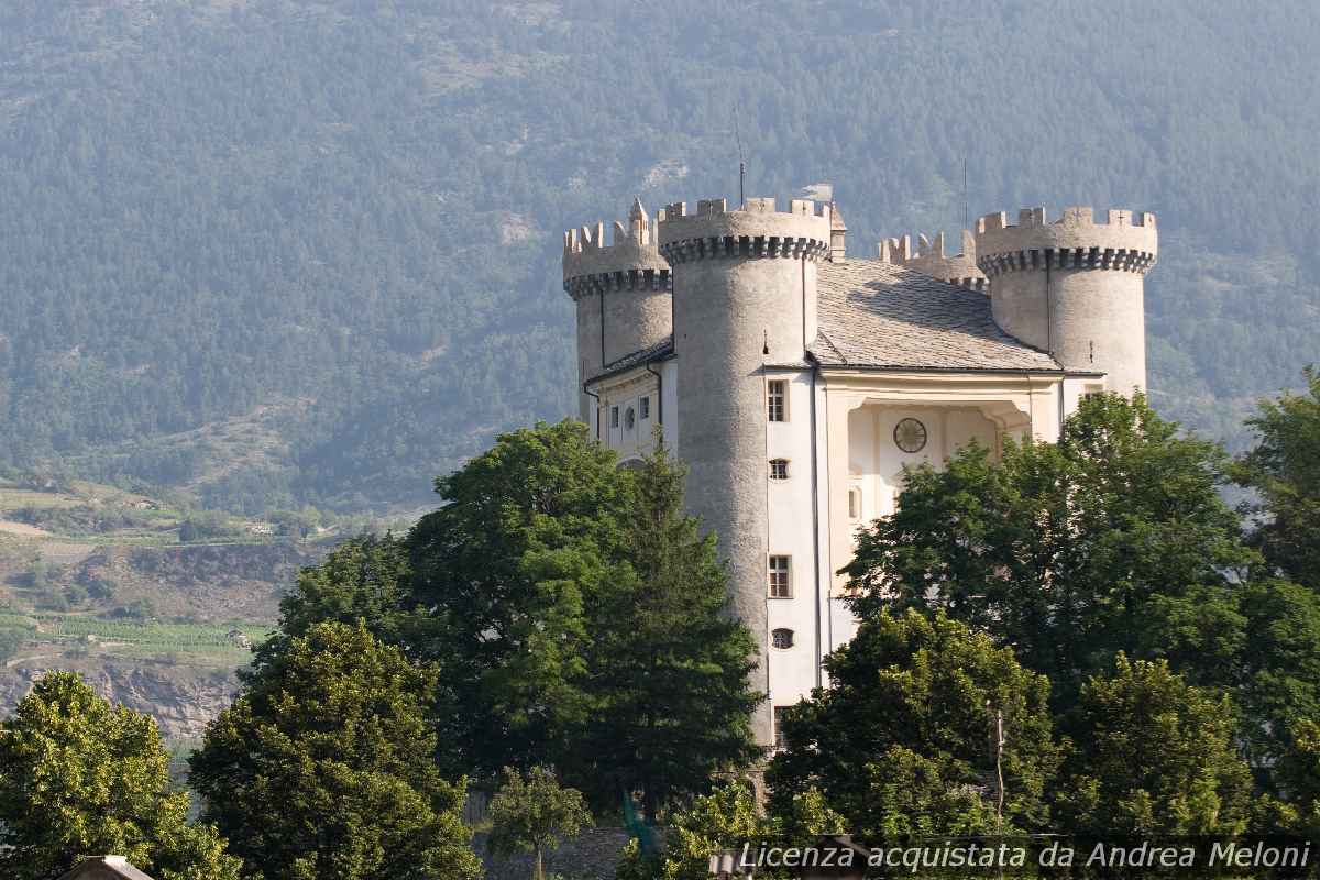 Meteo Aosta: Poco Nuvoloso e Vento, Seguono Pioviggine