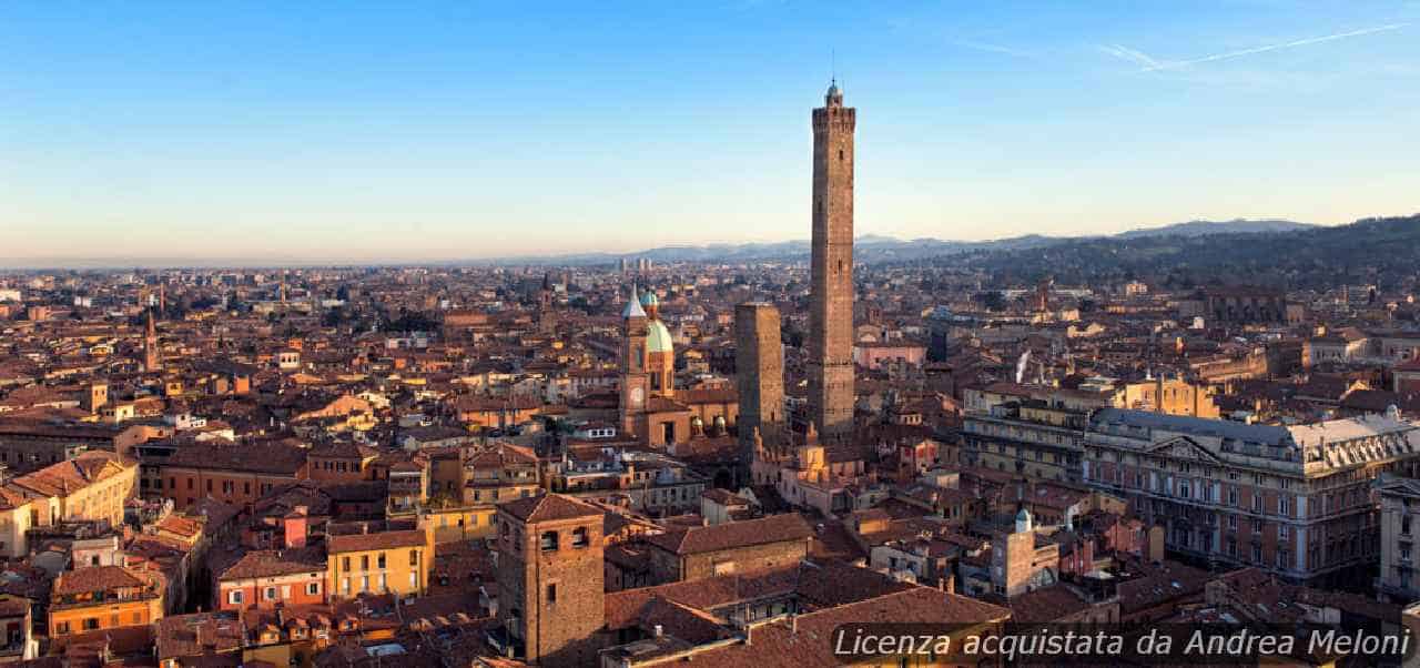 Meteo Bologna: domani sereno, aumento nuvolosità nel weekend, venti moderati