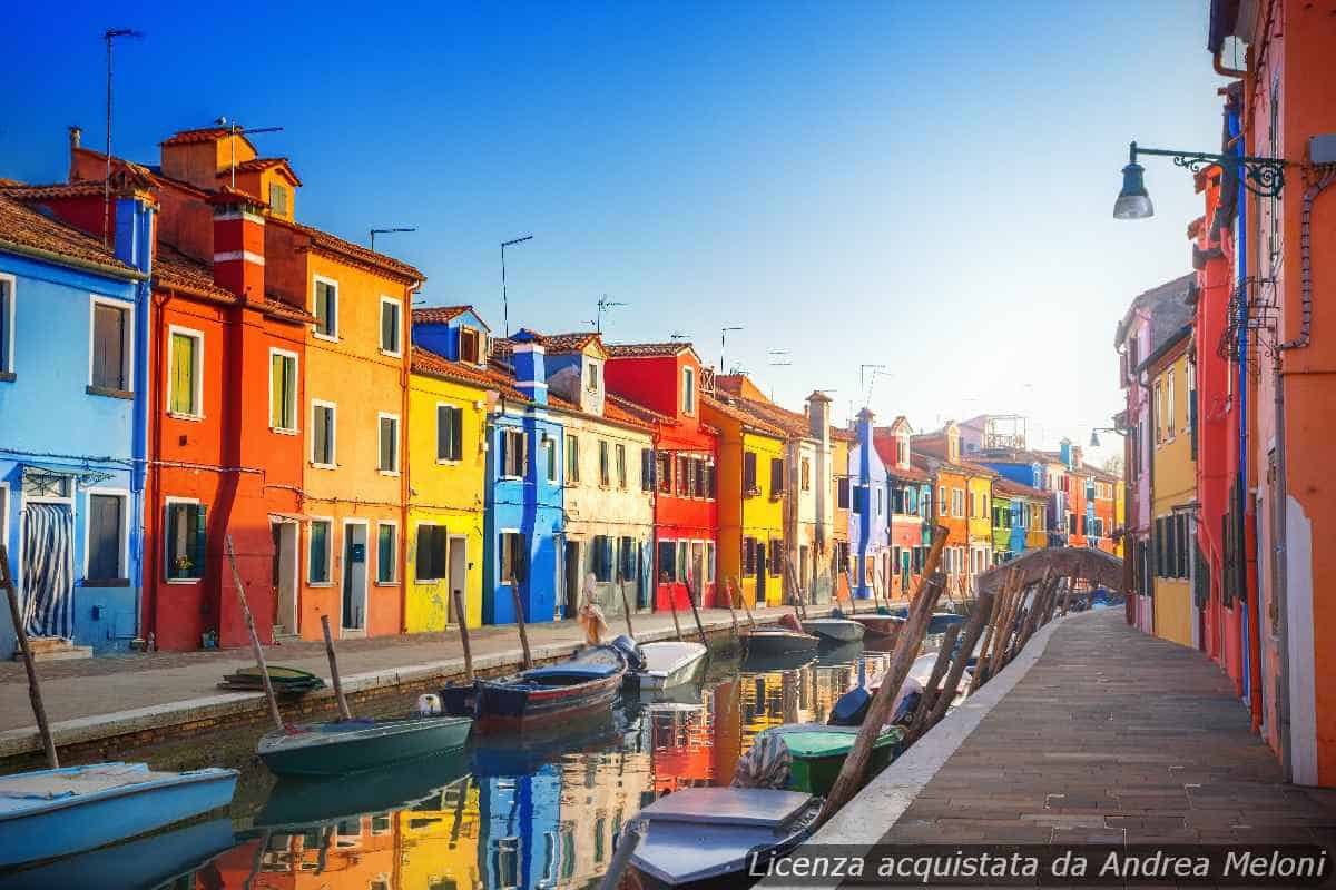 Meteo Venezia: domani nuvoloso con piovaschi, seguiti da nubi sparse e pioggia leggera