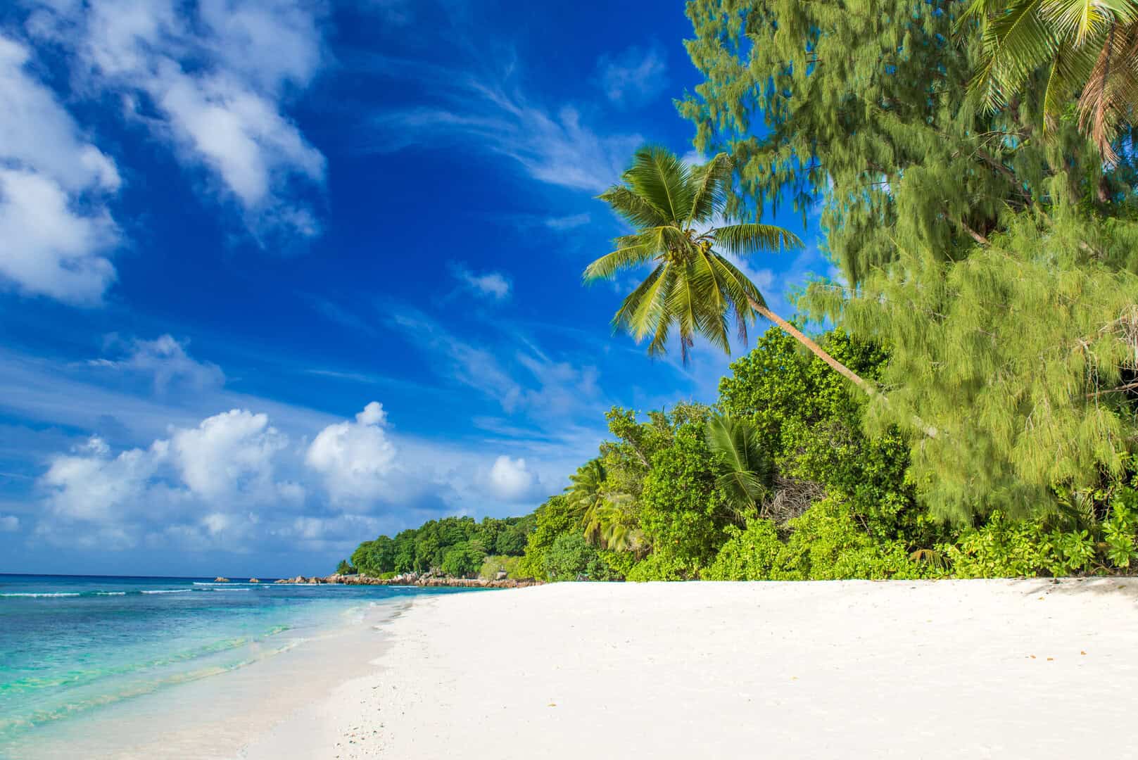 Turismo a La Digue, Seychelles. Esplorazione di un inalterato paradiso tropicale