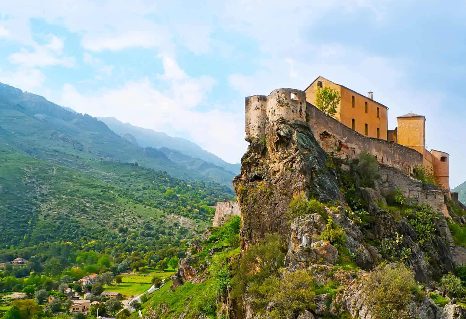 Viaggio a corte. Guida ai meravigliosi paesaggi della Corsica interna